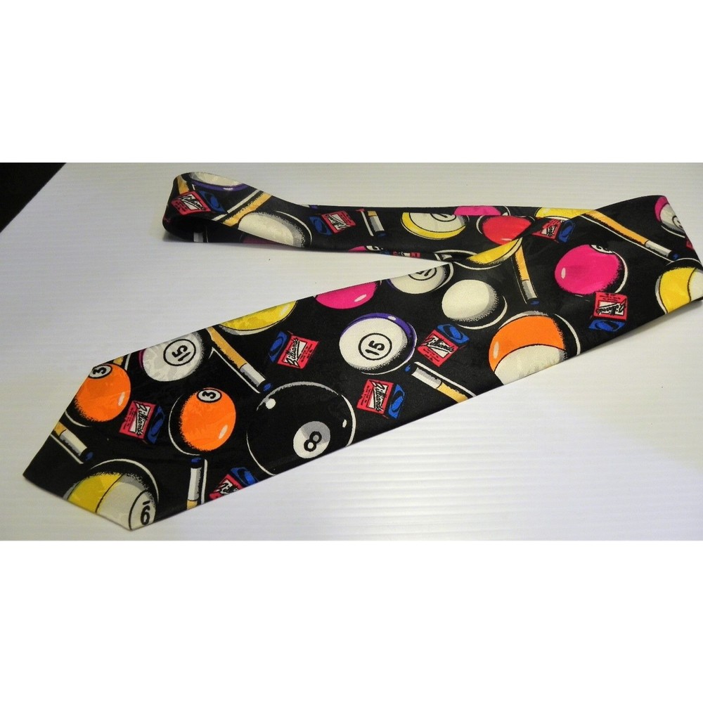 Bolero Pool Themed Tie
